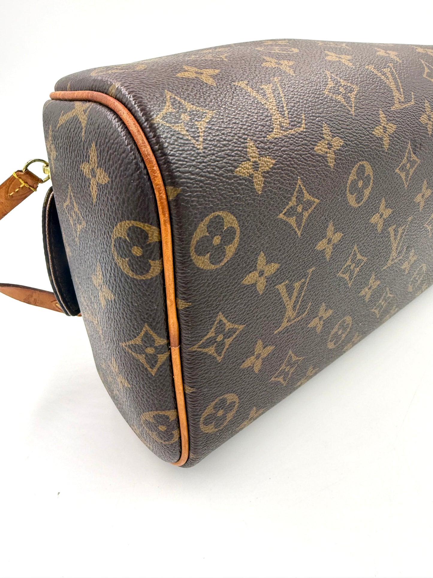 LOUIS VUITTON Dopp Kit Poch Toilette Monogram Canvas