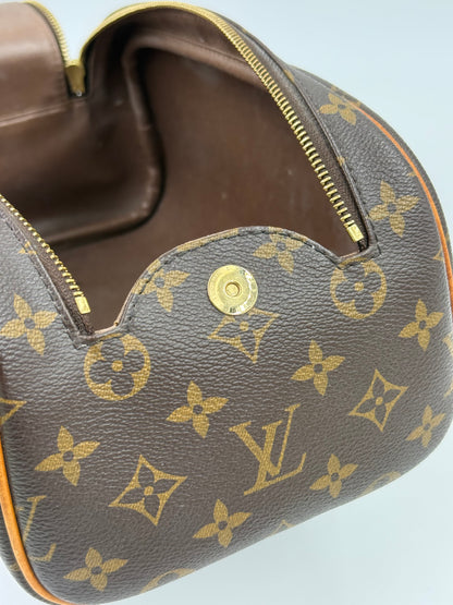 LOUIS VUITTON Dopp Kit Poch Toilette Monogram Canvas