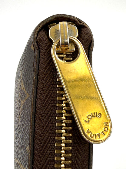 LOUIS VUITTON Zippy Monogram Canvas
