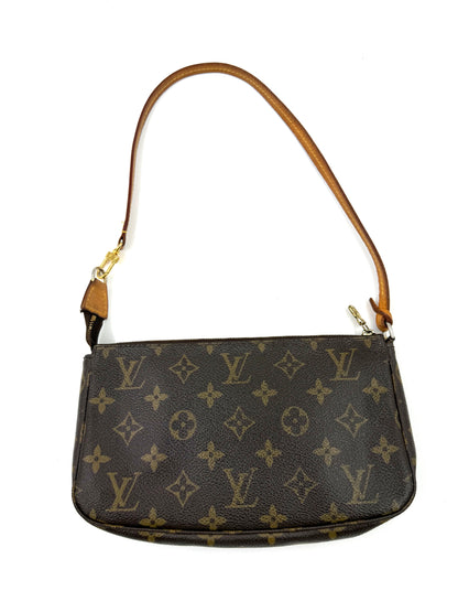 LOUIS VUITTON Pochette Accessoires V pink
