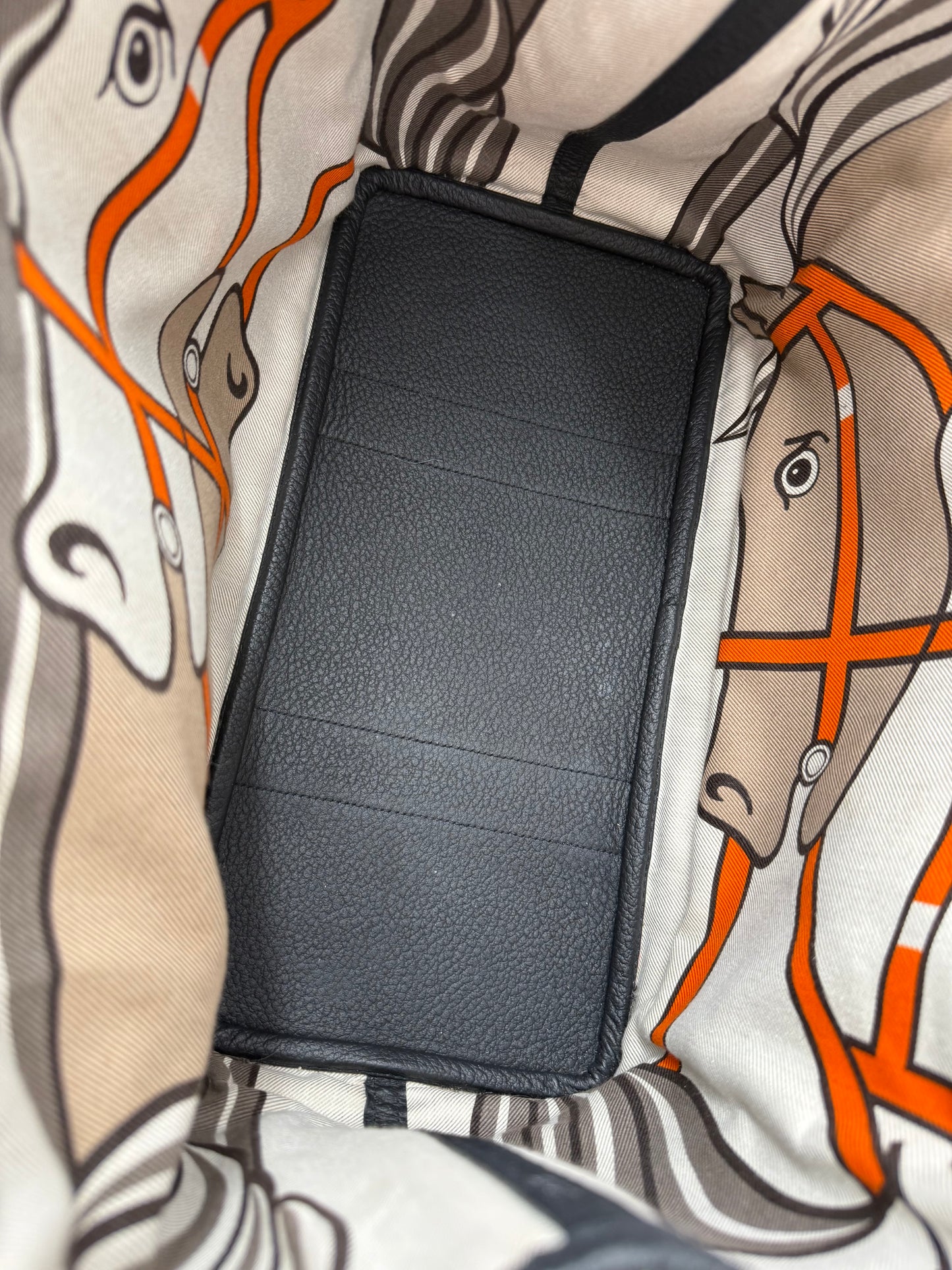 HERMÈS Garden Party 36 Veau Negonda schwarz PHW