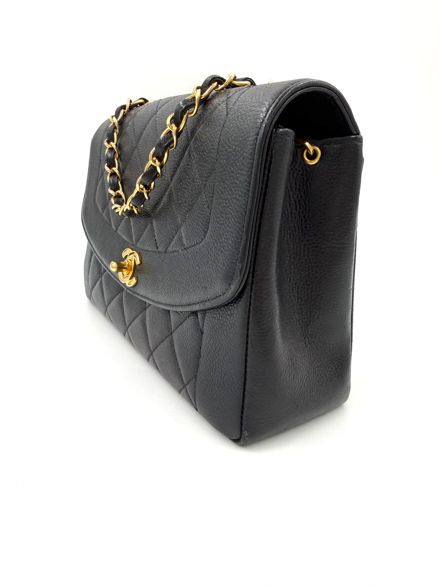 CHANEL Diana medium Caviar schwarz GHW