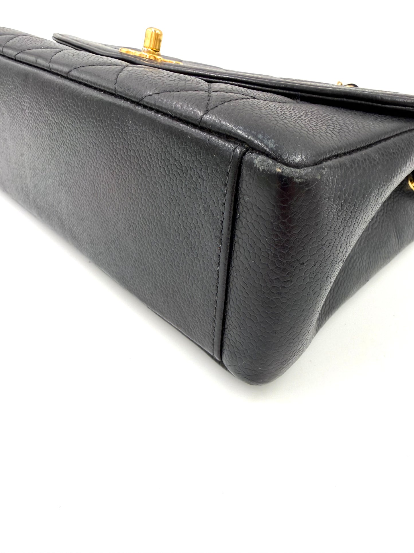 CHANEL Diana medium Caviar schwarz GHW