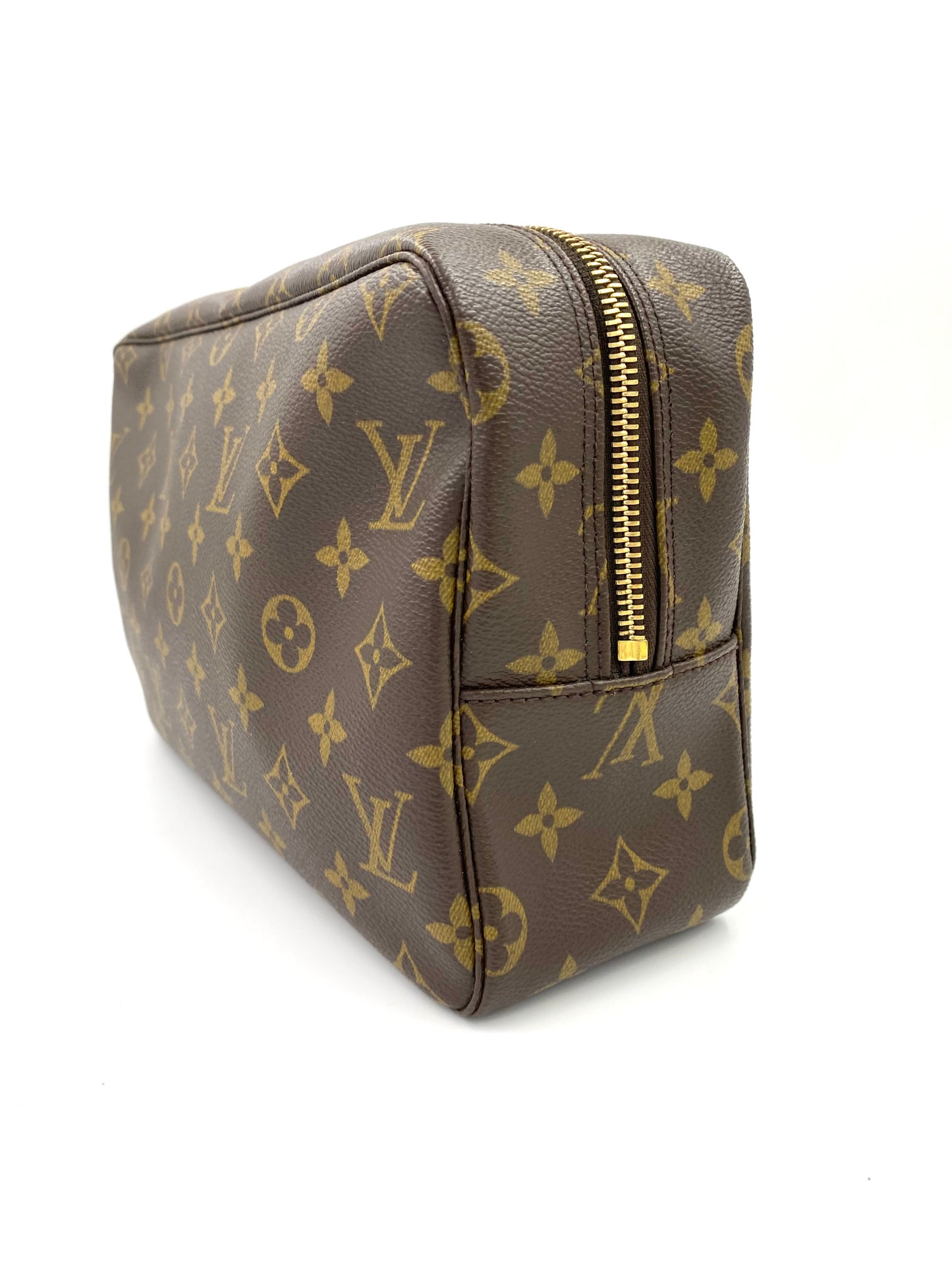 LOUIS VUITTON Trousse Toilette 28 Monogram Canvas