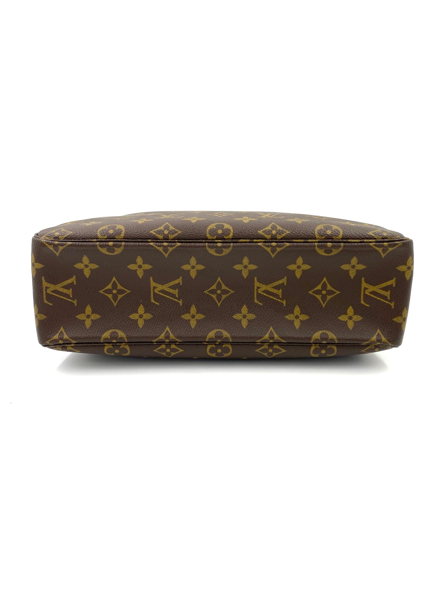 LOUIS VUITTON Trousse Toilette 28 Monogram Canvas