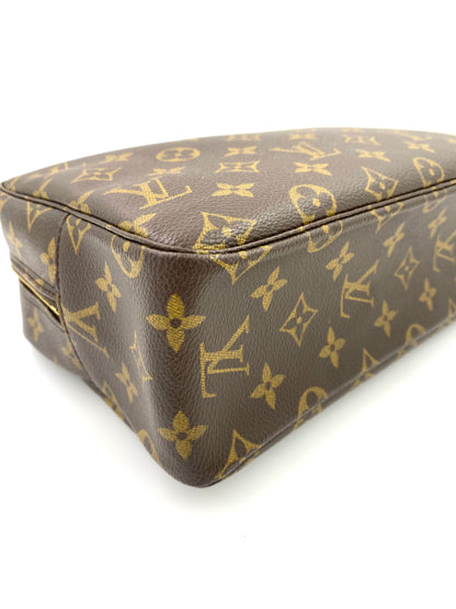 LOUIS VUITTON Trousse Toilette 28 Monogram Canvas