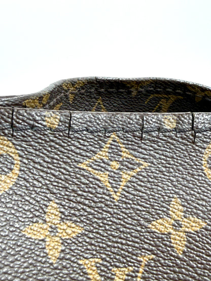 LOUIS VUITTON Artsy MM Monogram Canvas