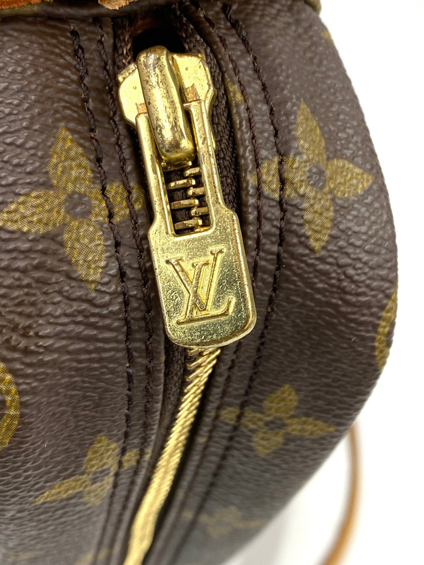 LOUIS VUITTON Jeune Fille Monogram Canvas - Clutch & Macarons - TH0950 - Clutch & Macarons - 