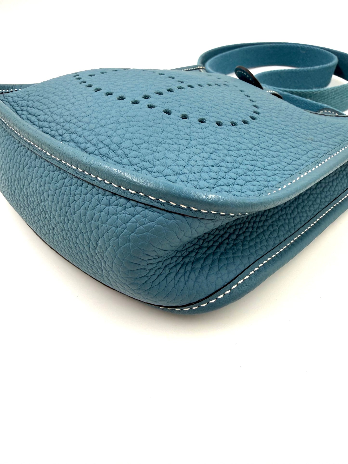 HERMÈS Evelyne 16 New Blue Jean GHW