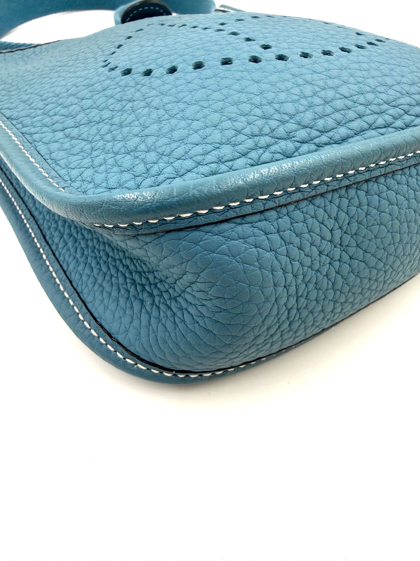 HERMÈS Evelyne 16 New Blue Jean GHW