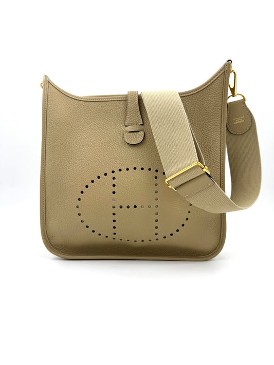 HERMÈS Evelyne 29 Clemence Trench GHW