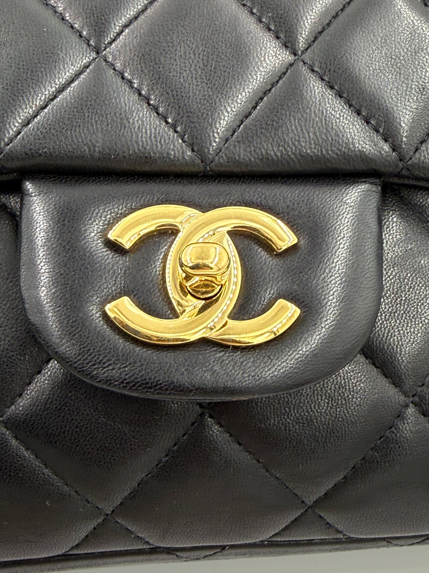 CHANEL Timeless Single Flap Maxi schwarz Lammleder GHW