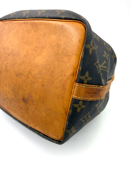 LOUIS VUITTON Noe petit Monogram Canvas