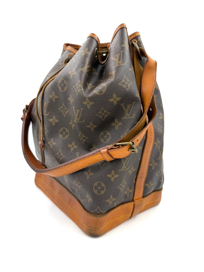 LOUIS VUITTON Noe grande Monogram Canvas