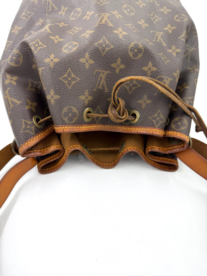 LOUIS VUITTON Noe grande Monogram Canvas