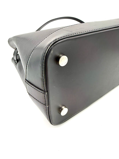 LOUIS VUITTON Madeleine MM Epi noir