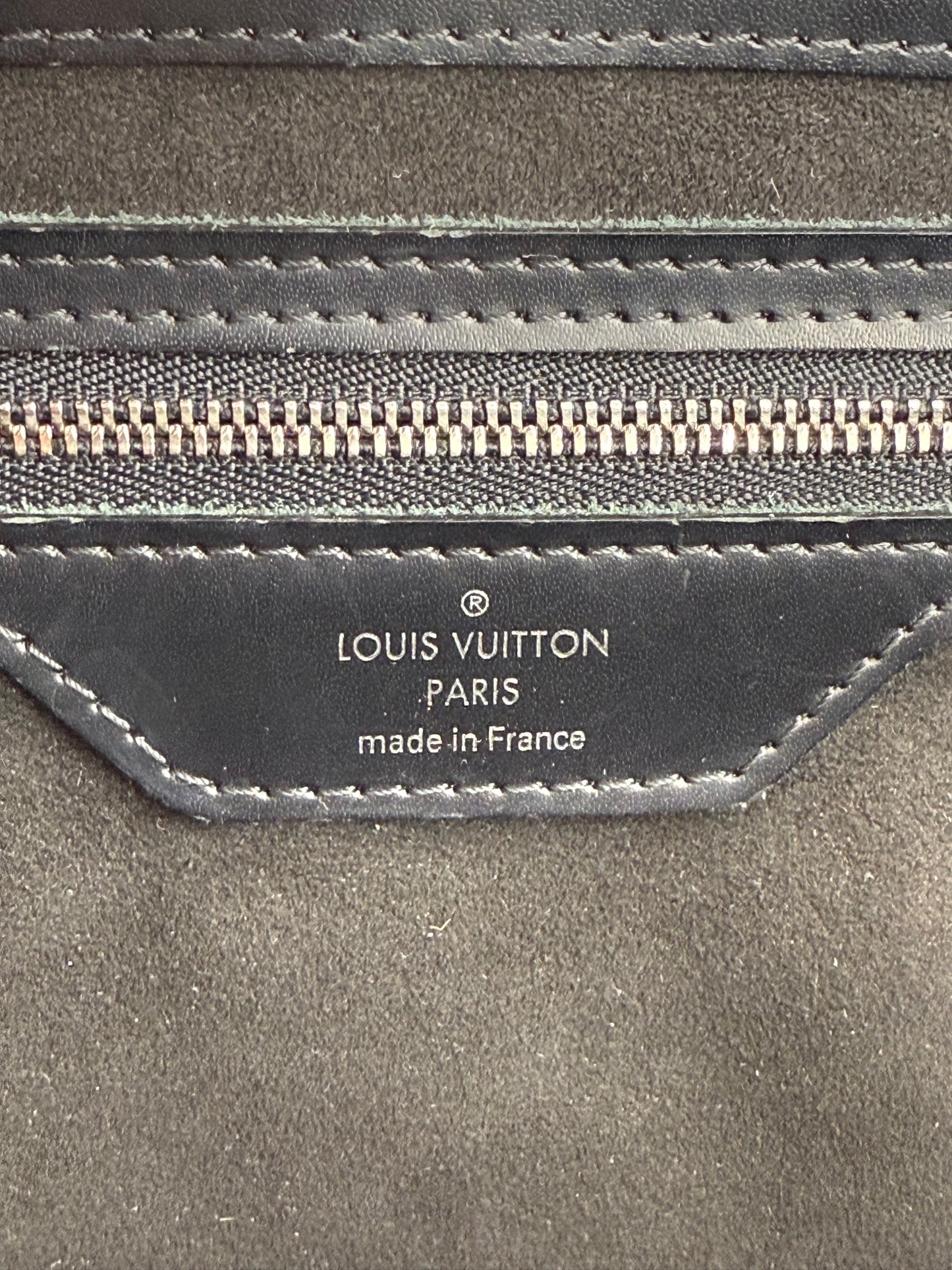 LOUIS VUITTON Madeleine MM Epi noir