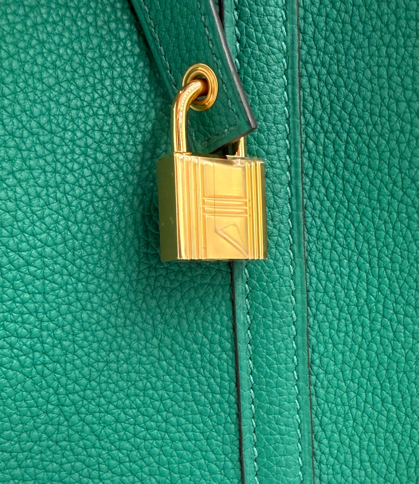 HERMÈS Picotin 22 Lock grün GHW
