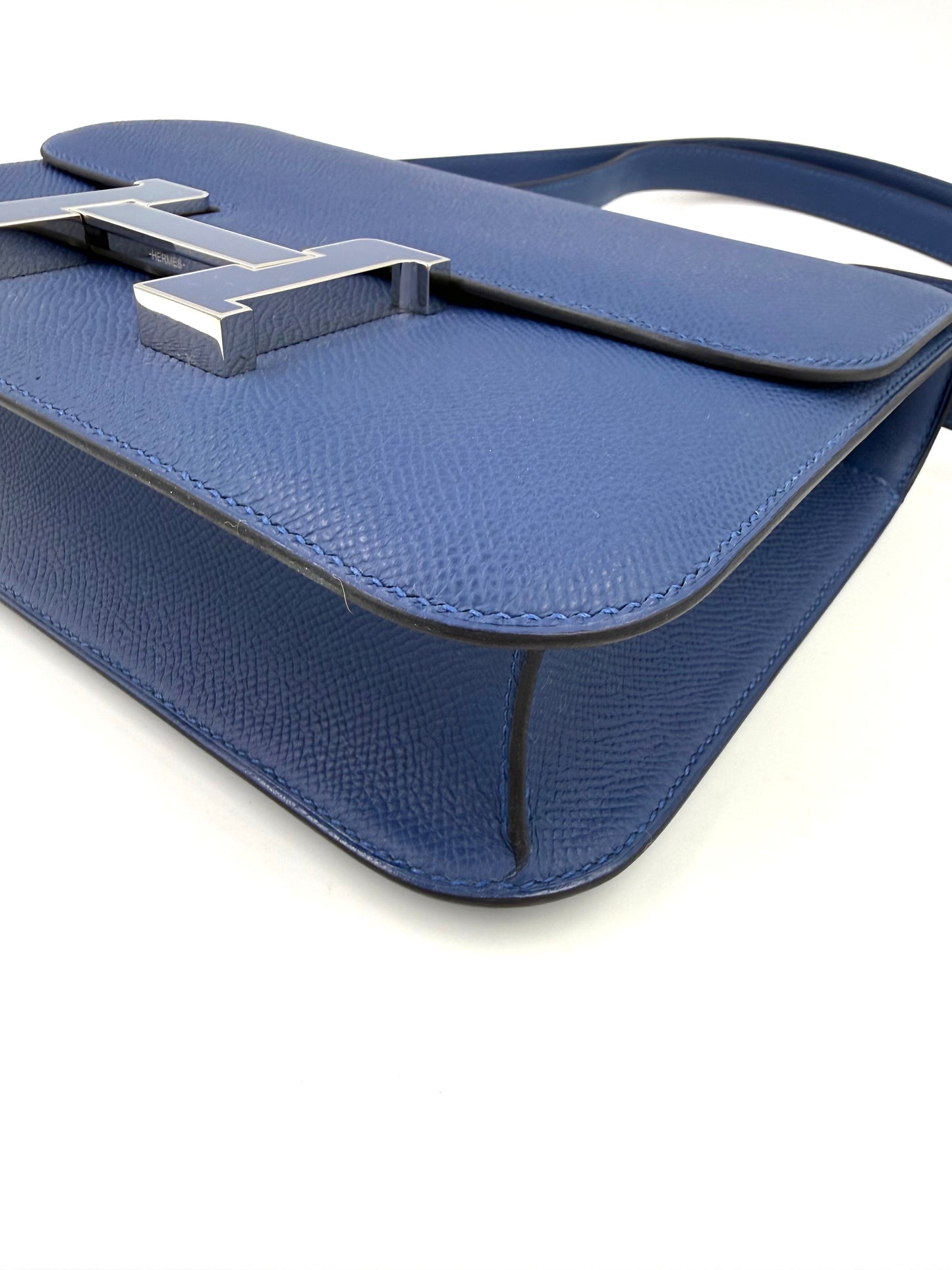 HERMÈS Constance 24 Epsom Blue Tie/Blue Tie Enamel Lacquer Hardware