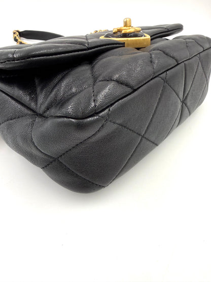 CHANEL Coco Love Flap Bag schwarz GHW
