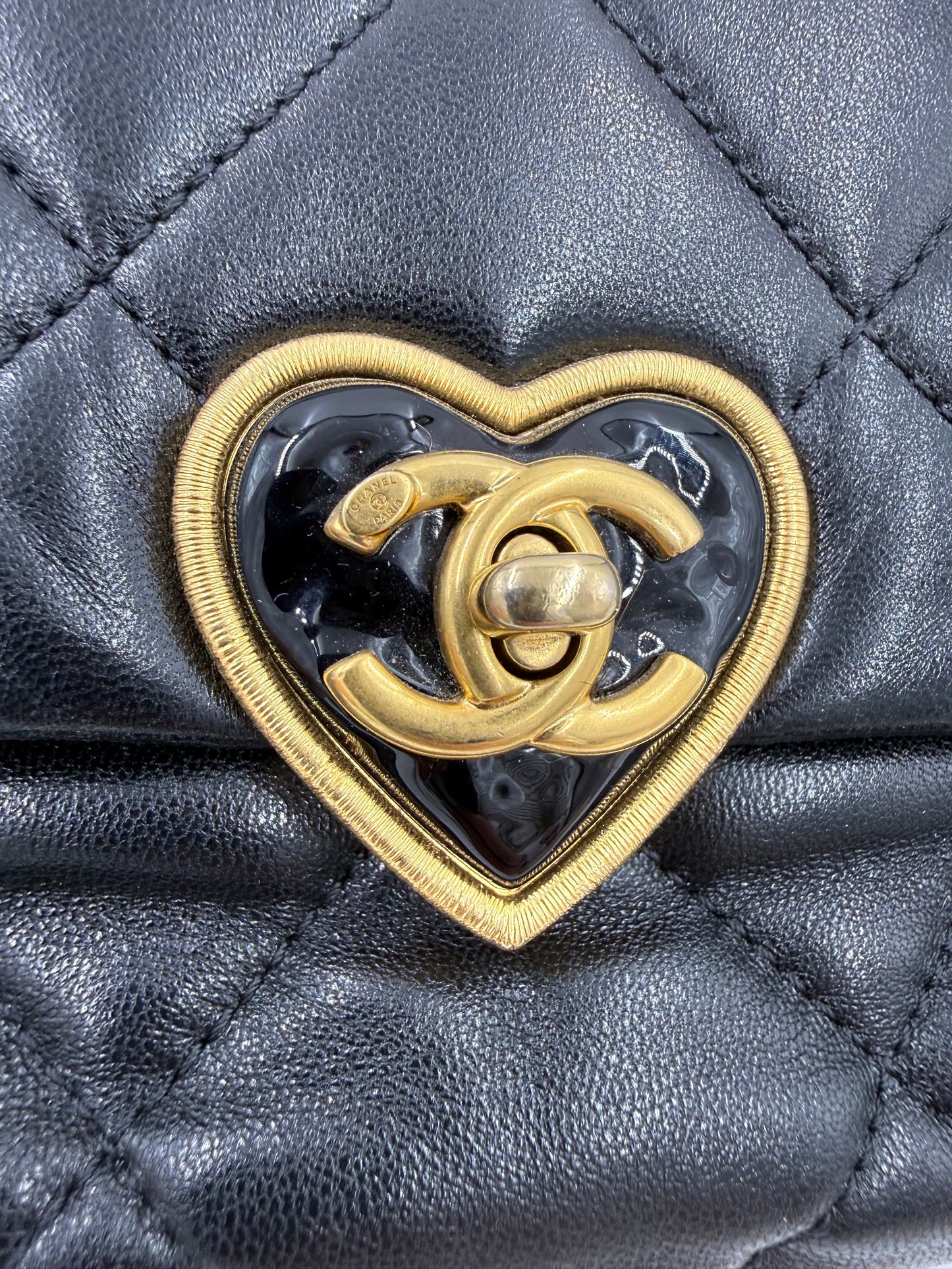 CHANEL Coco Love Flap Bag schwarz GHW