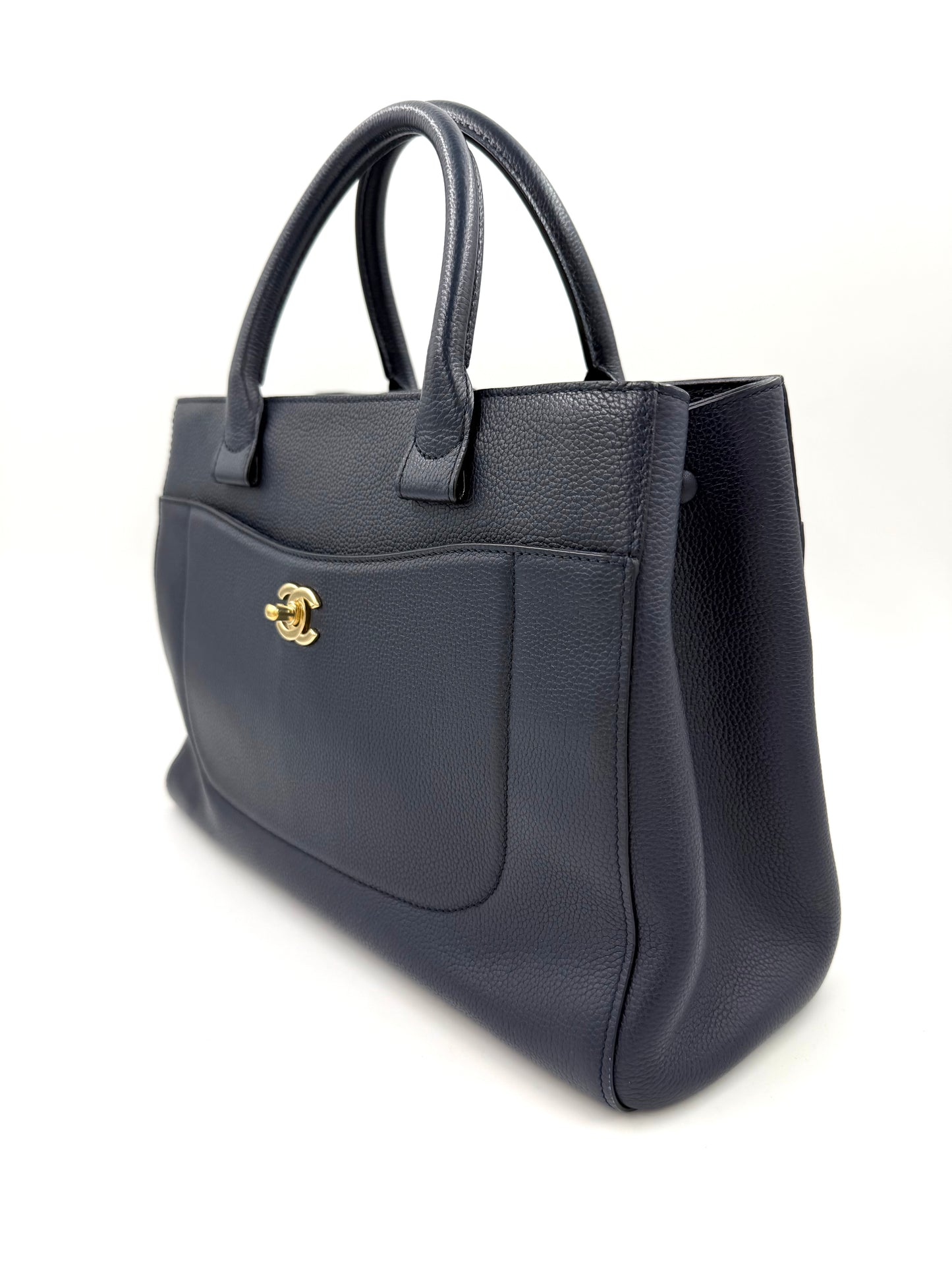 CHANEL Executive Tote navy GHW