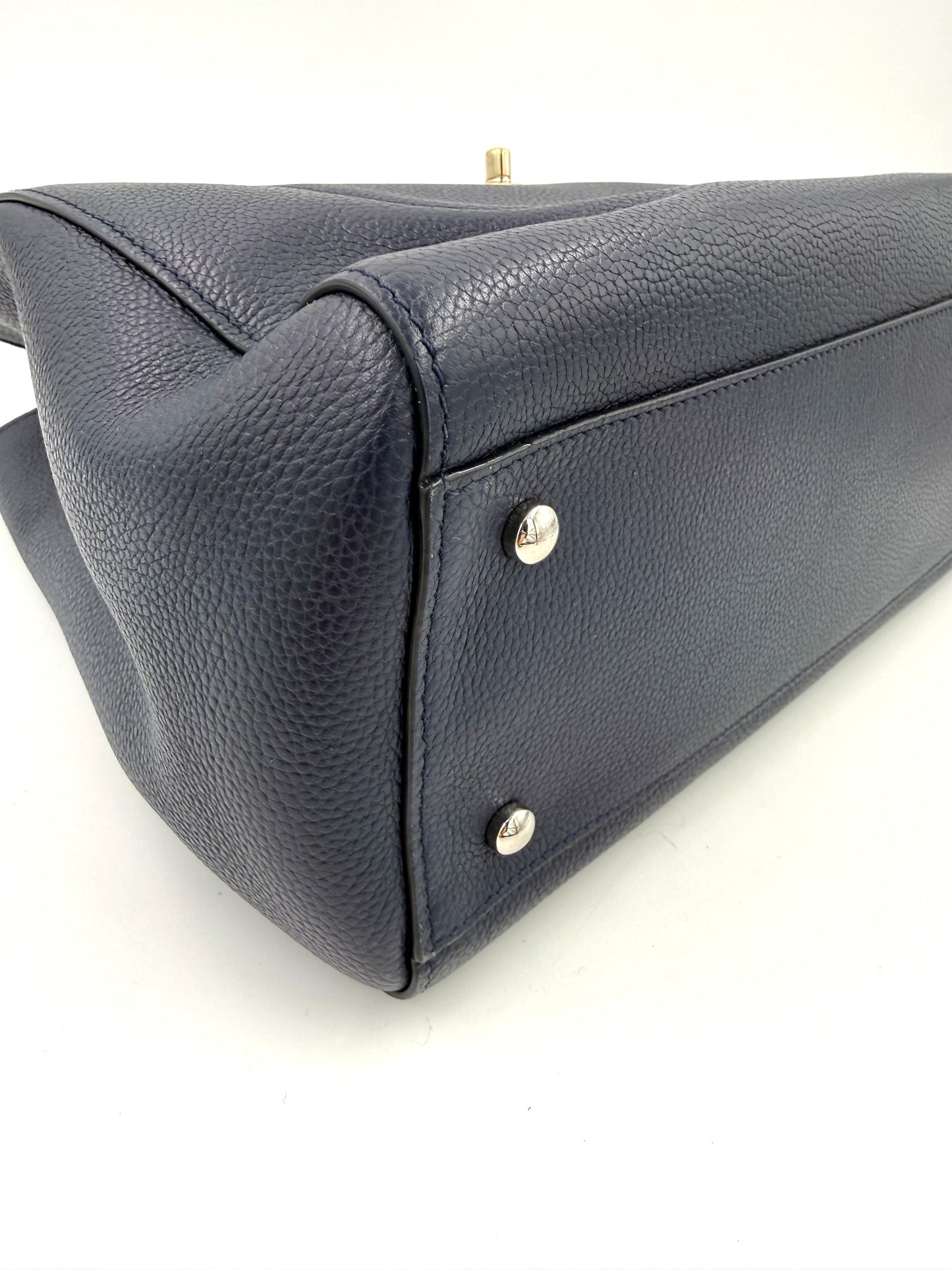 CHANEL Executive Tote navy GHW