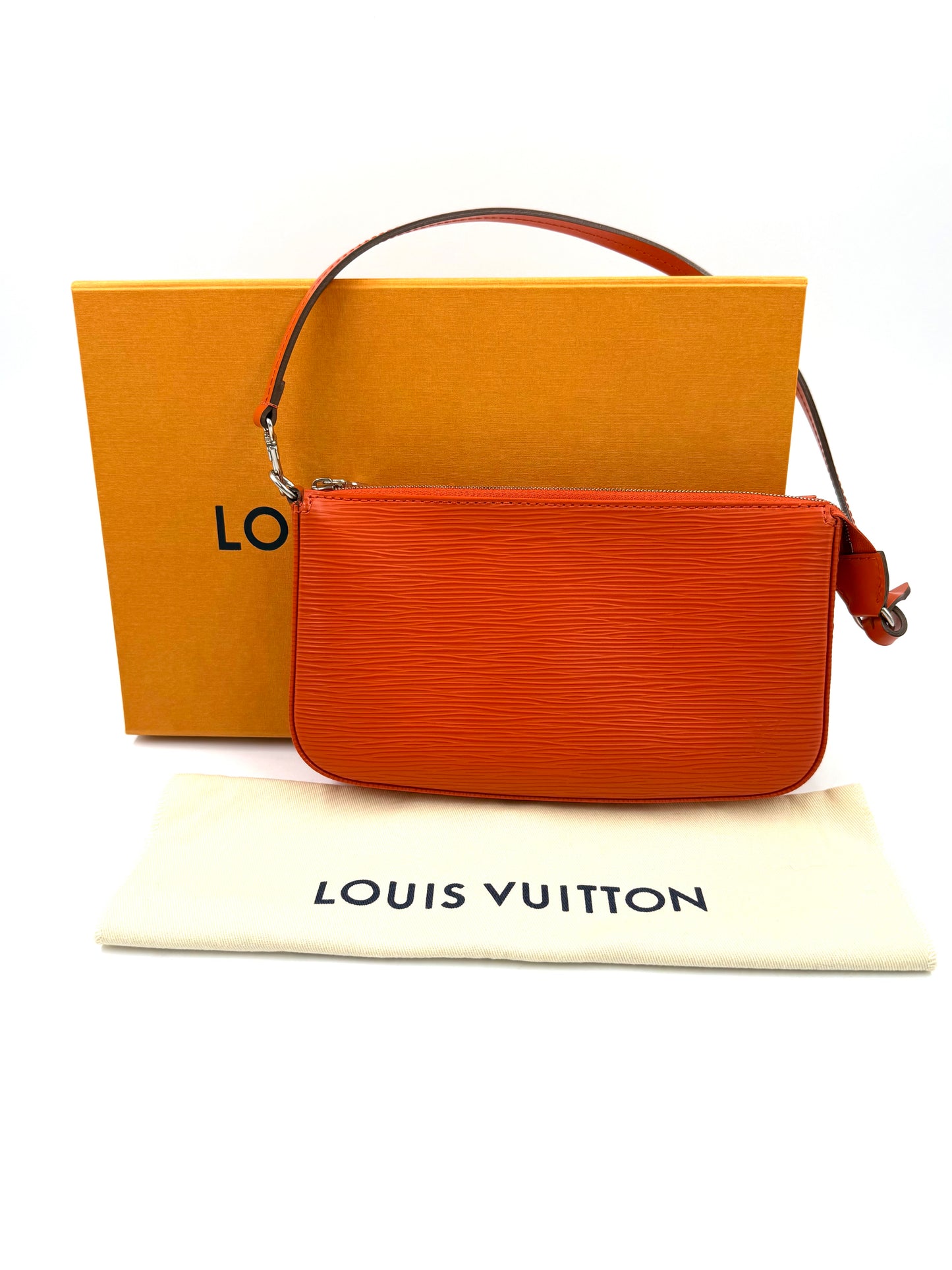 LOUIS VUITTON Pochette Accessoires Epi orange