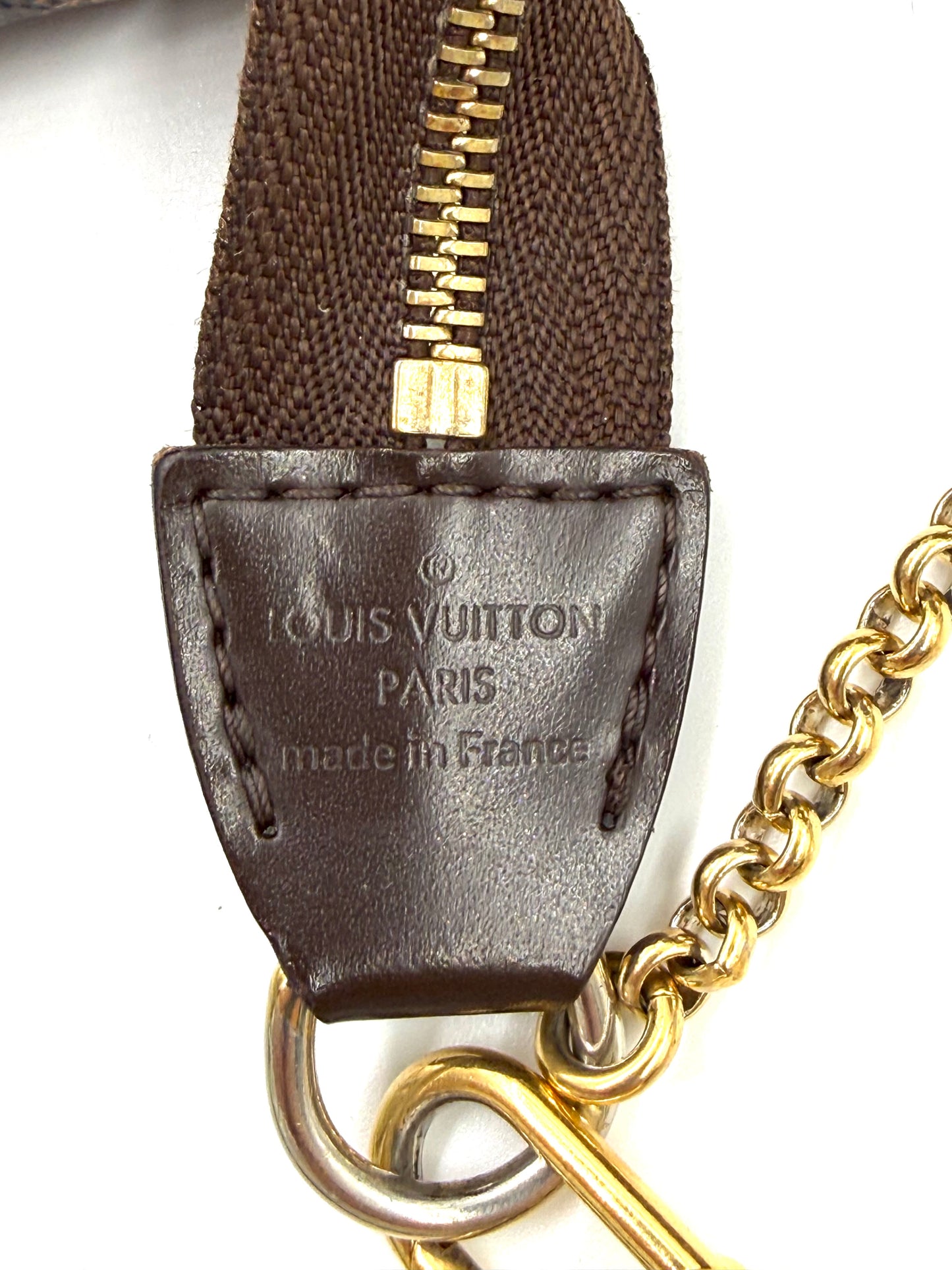 LOUIS VUITTON Pochette Eva Damier Ebene