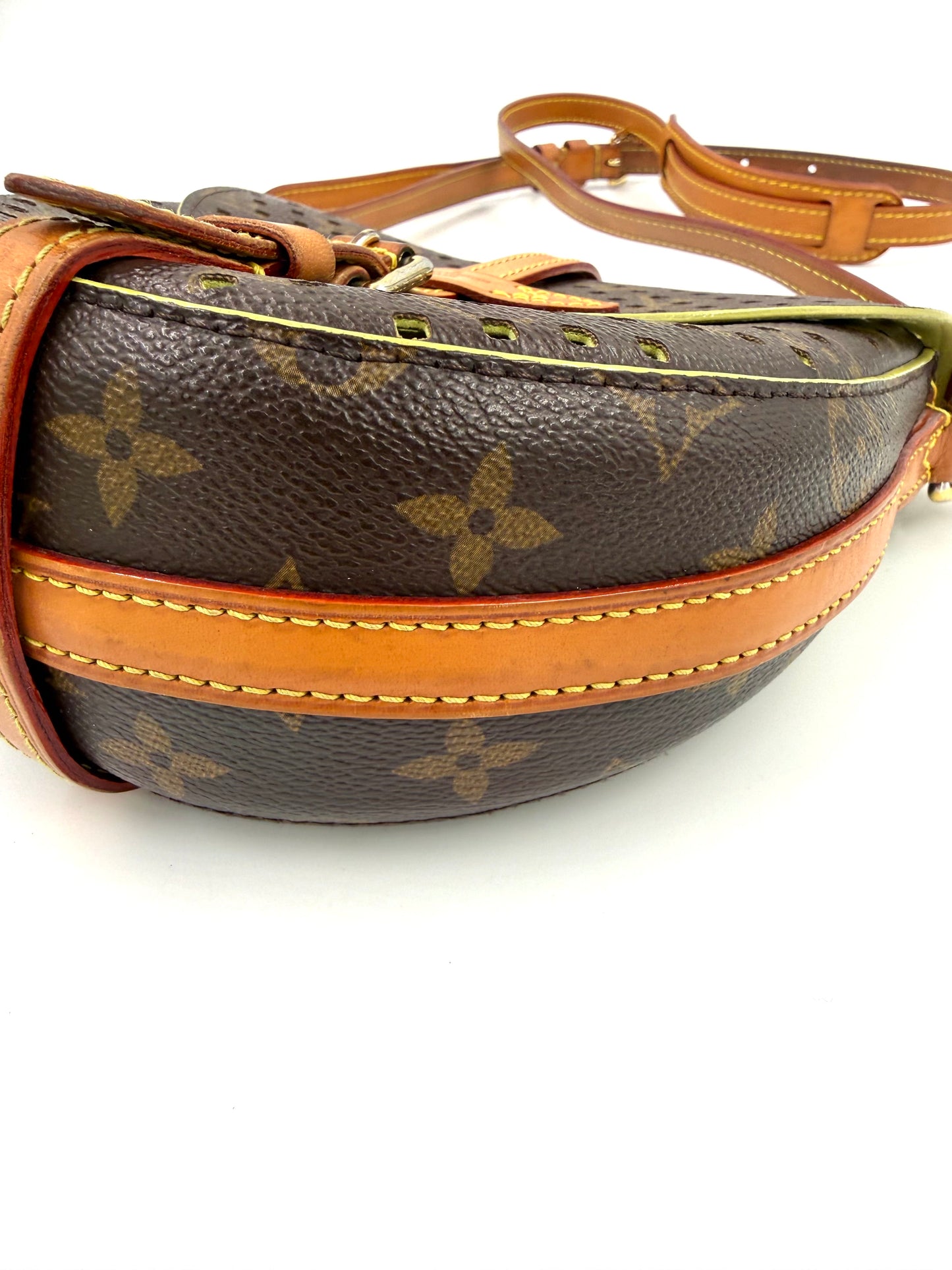 LOUIS VUITTON Chantilly Perforated Cruise Collection 2012