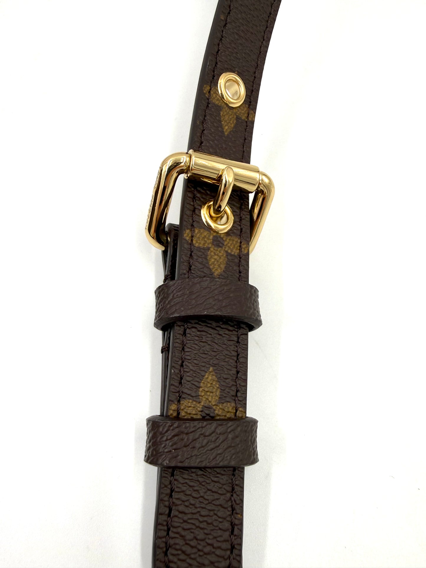 LOUIS VUITTON Pochette Metis Monogram Canvas Sun Yitian
