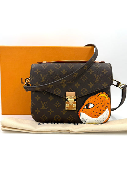 LOUIS VUITTON Pochette Metis Monogram Canvas Sun Yitian