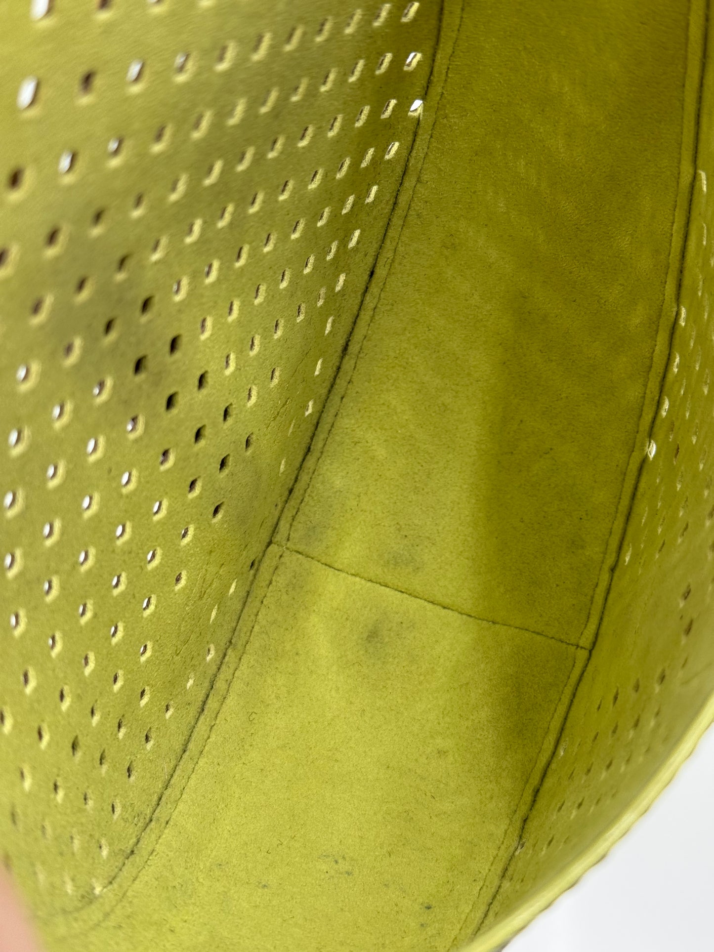 LOUIS VUITTON Chantilly Perforated Cruise Collection 2012