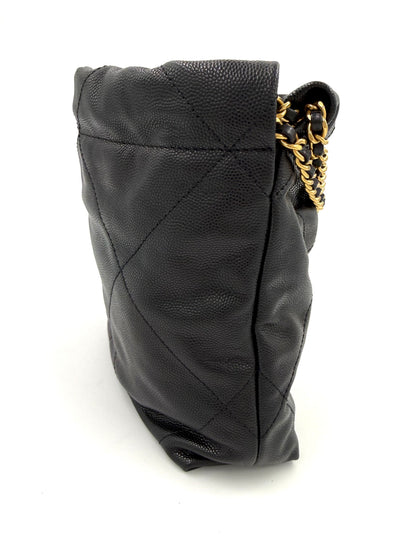CHANEL 22 Mini All Black Caviar schwarz GHW