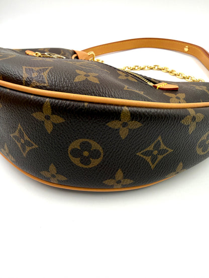 LOUIS VUITTON Loop Monogram Canvas