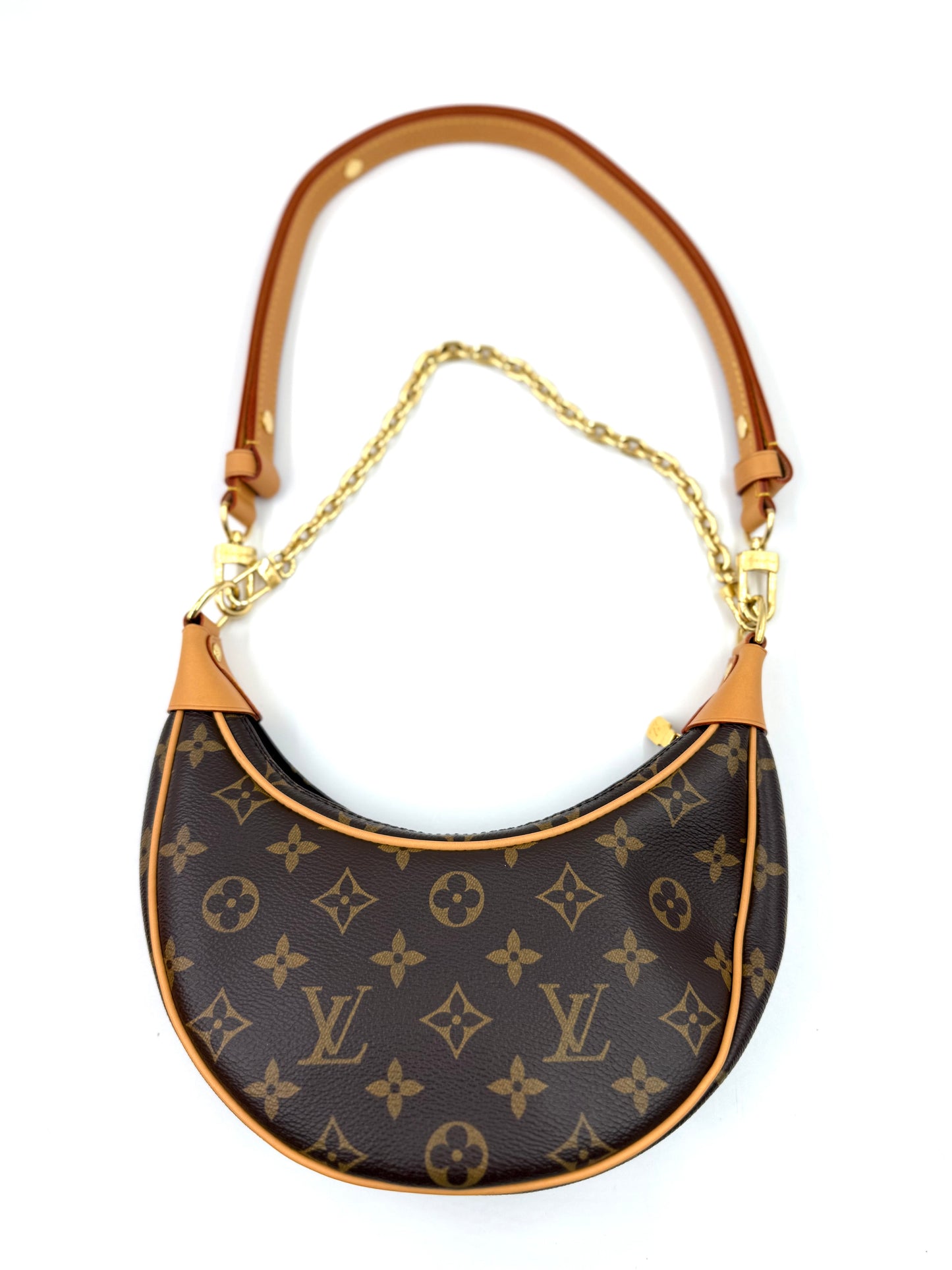 LOUIS VUITTON Loop Monogram Canvas