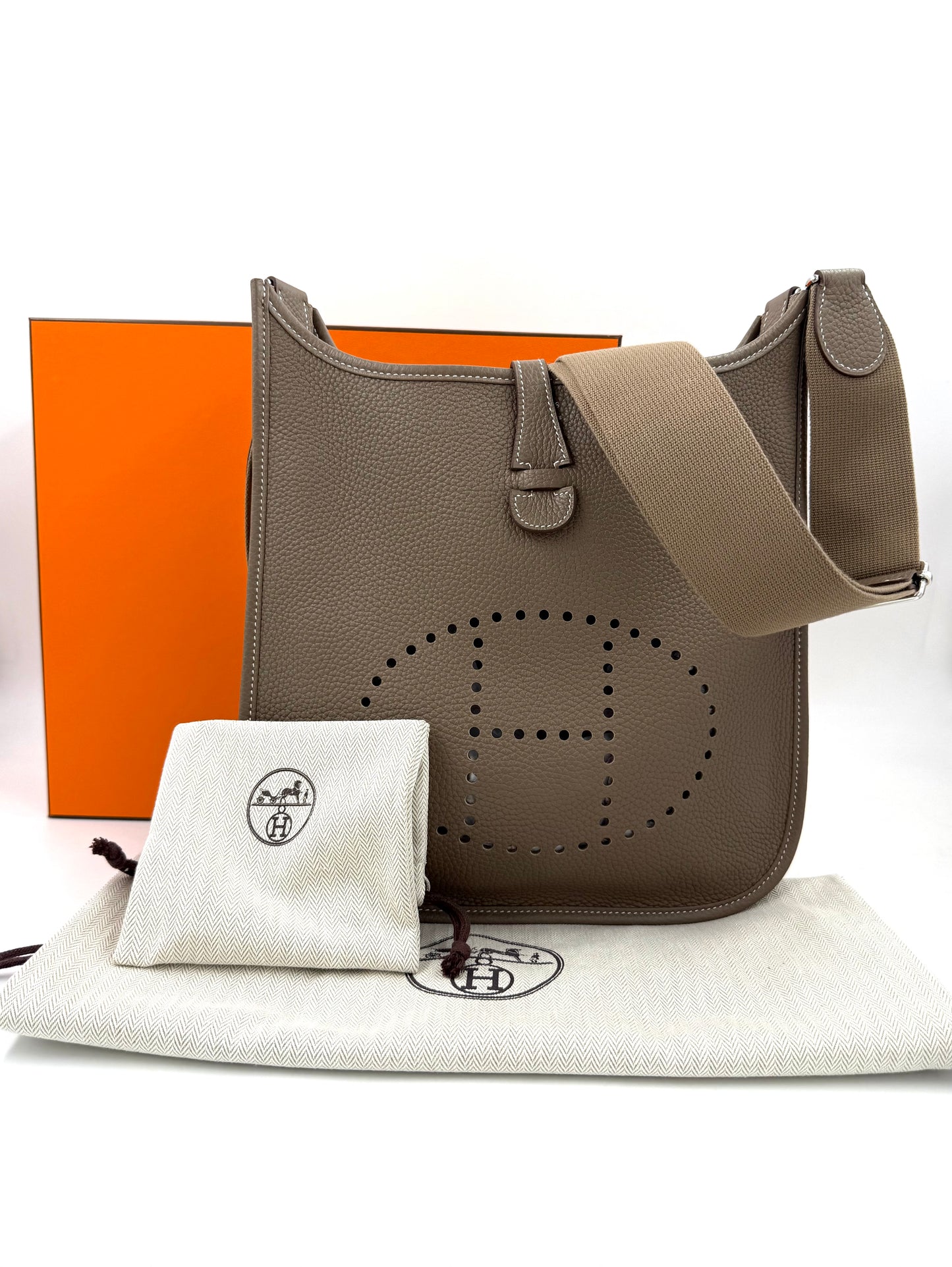 HERMÈS Evelyne 29 Clemence Etoupe PHW