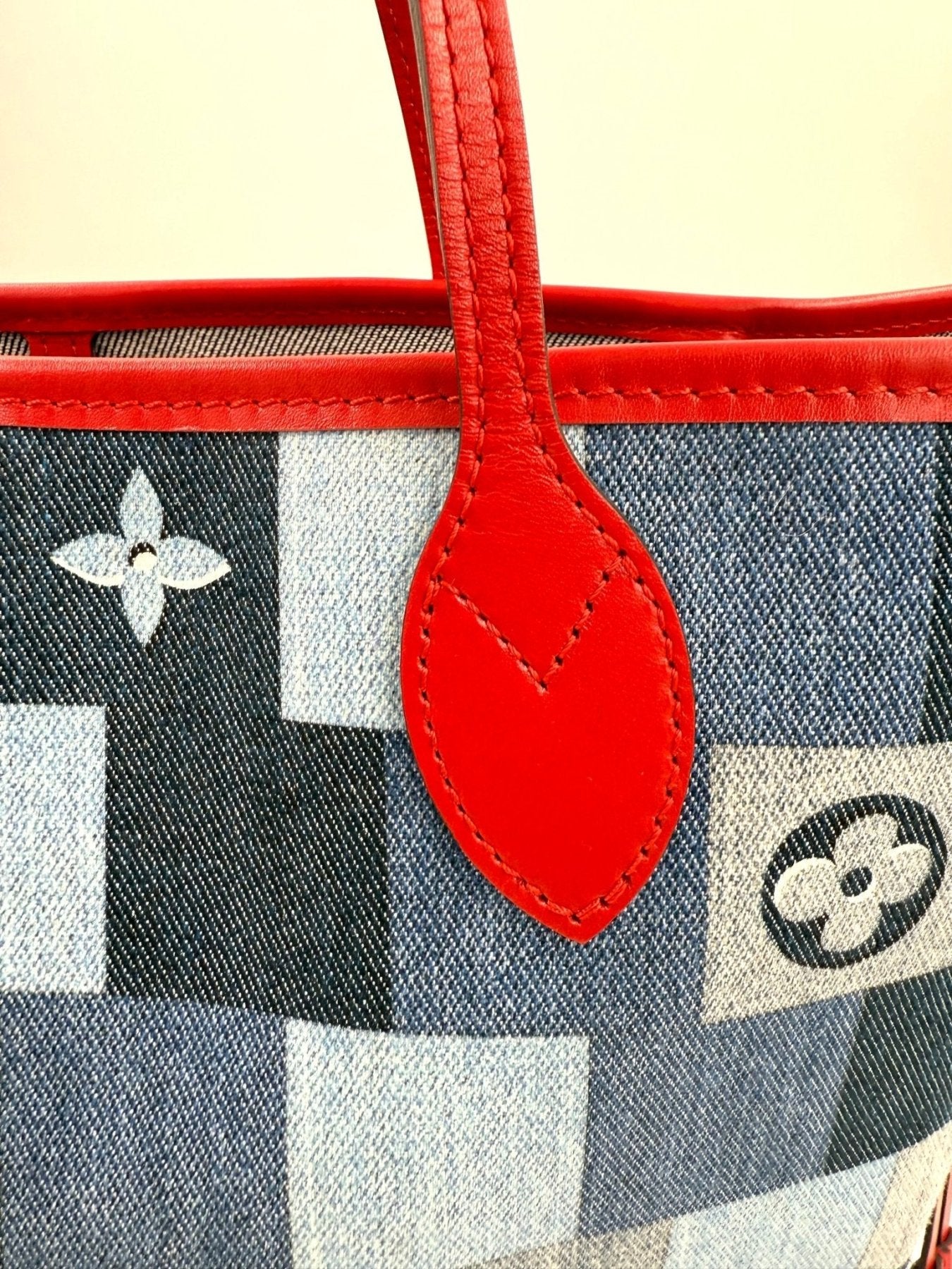 LOUIS VUITTON Nevefull MM Denim - Clutch & Macarons - AR5109 - Clutch & Macarons - 