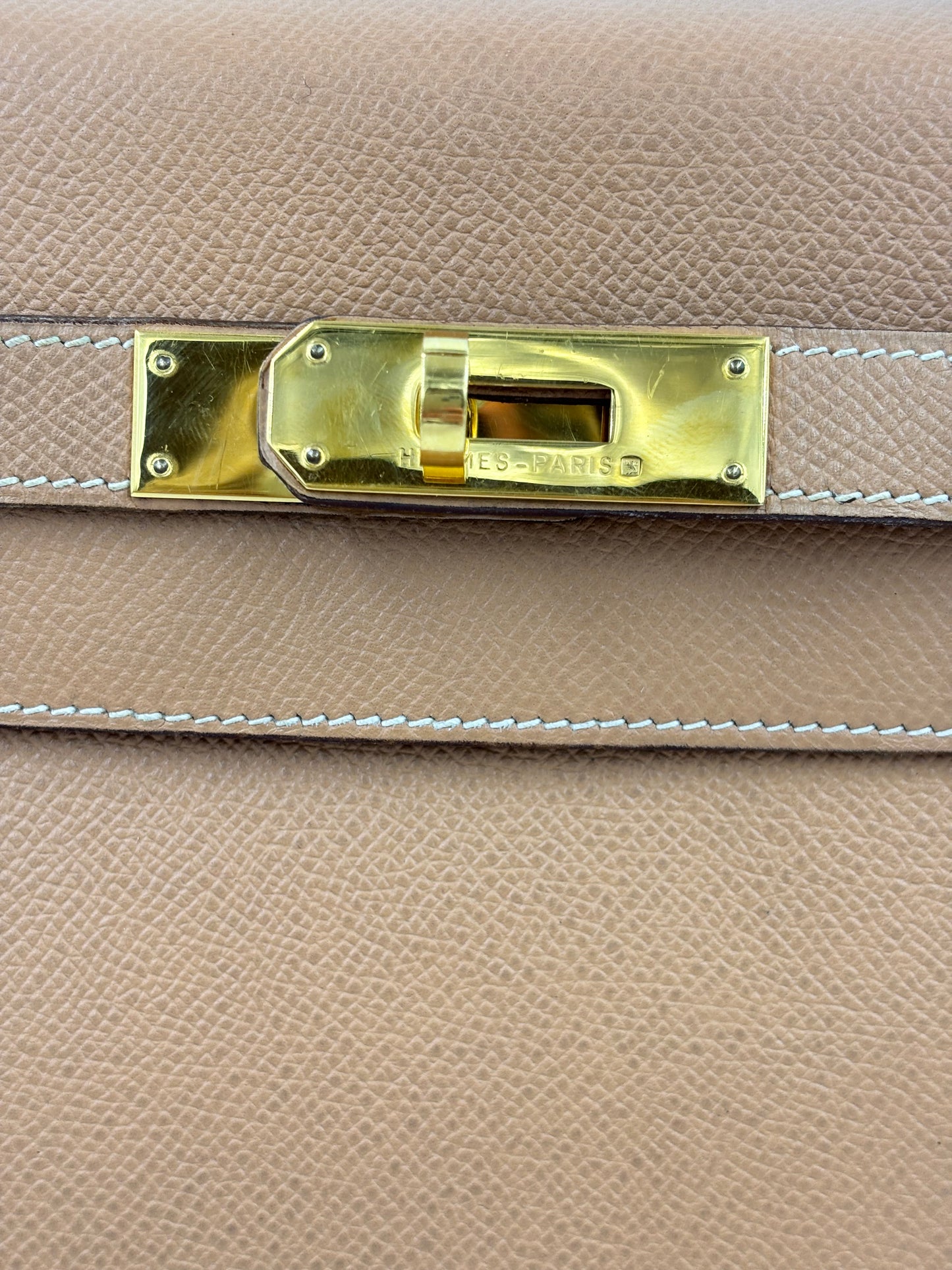 HERMÈS Kelly 32 Courchevel gold GHW
