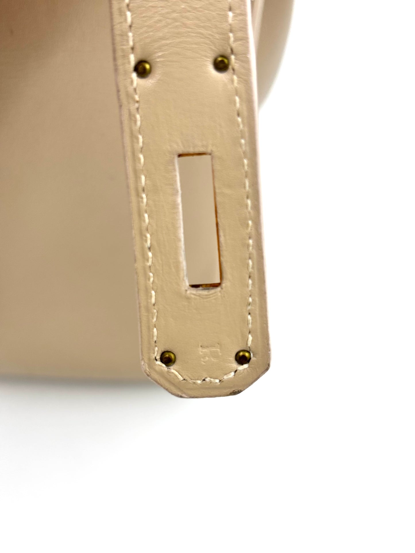 HERMÈS Kelly 28 Swift Etoupe GHW