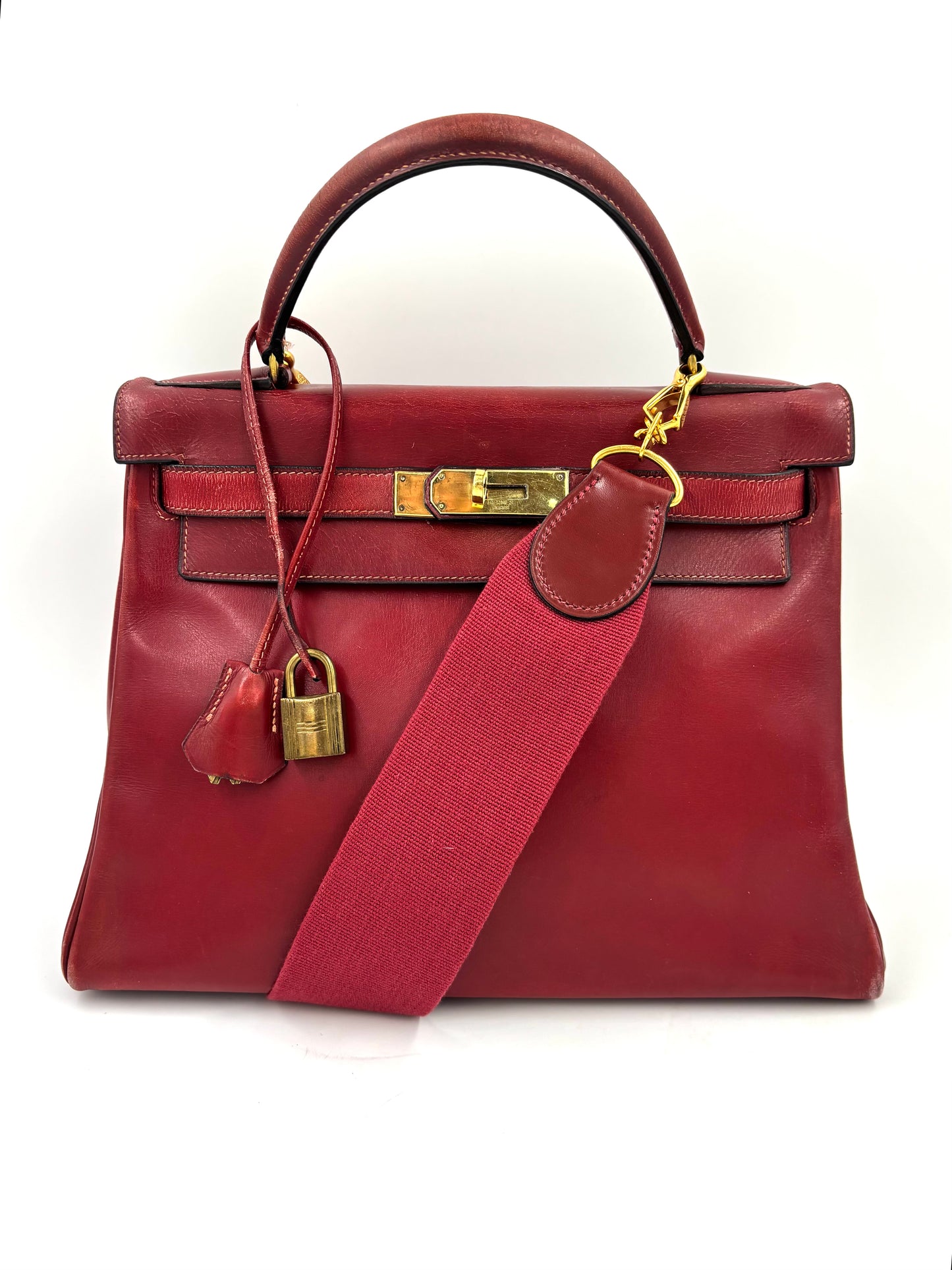 HERMÈS Vintage Kelly 28 rouge GHW