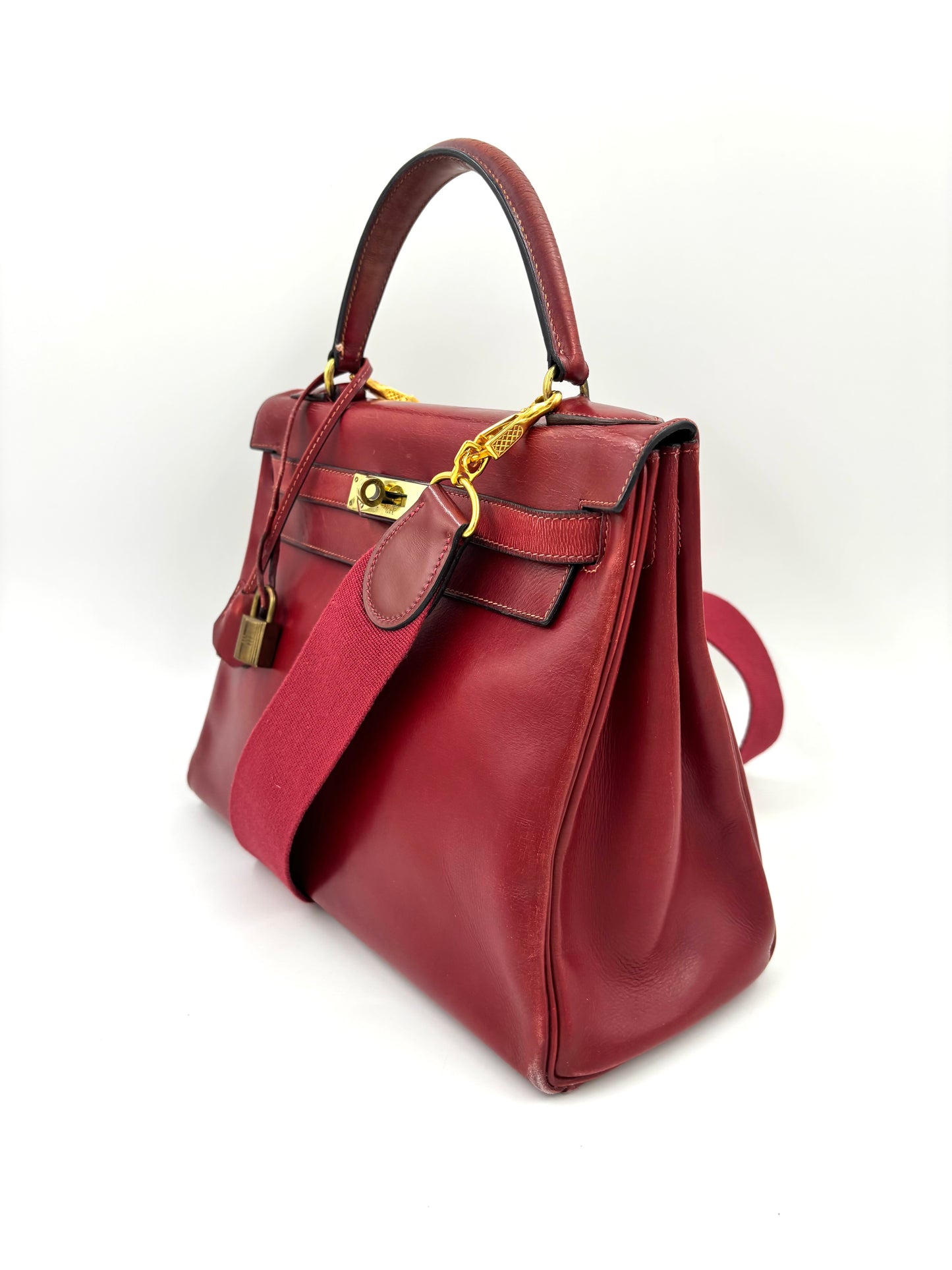 HERMÈS Vintage Kelly 28 rouge GHW
