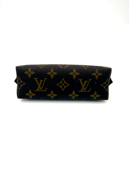 LOUIS VUITTON Pochette Cosmetique Monogram Canvas