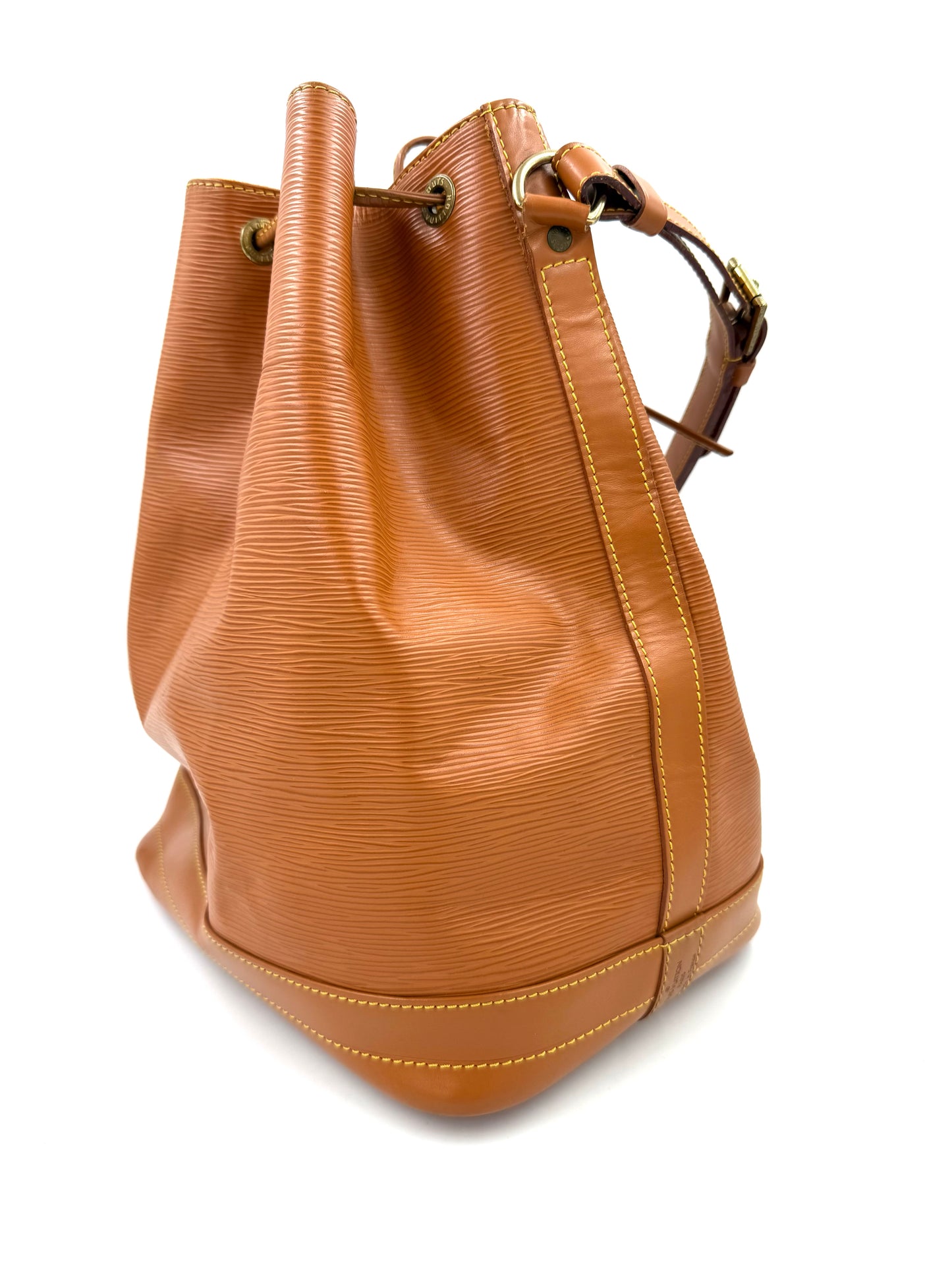 LOUIS VUITTON Noe grande Epi kenian