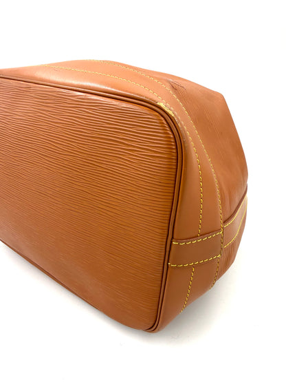 LOUIS VUITTON Noe grande Epi kenian