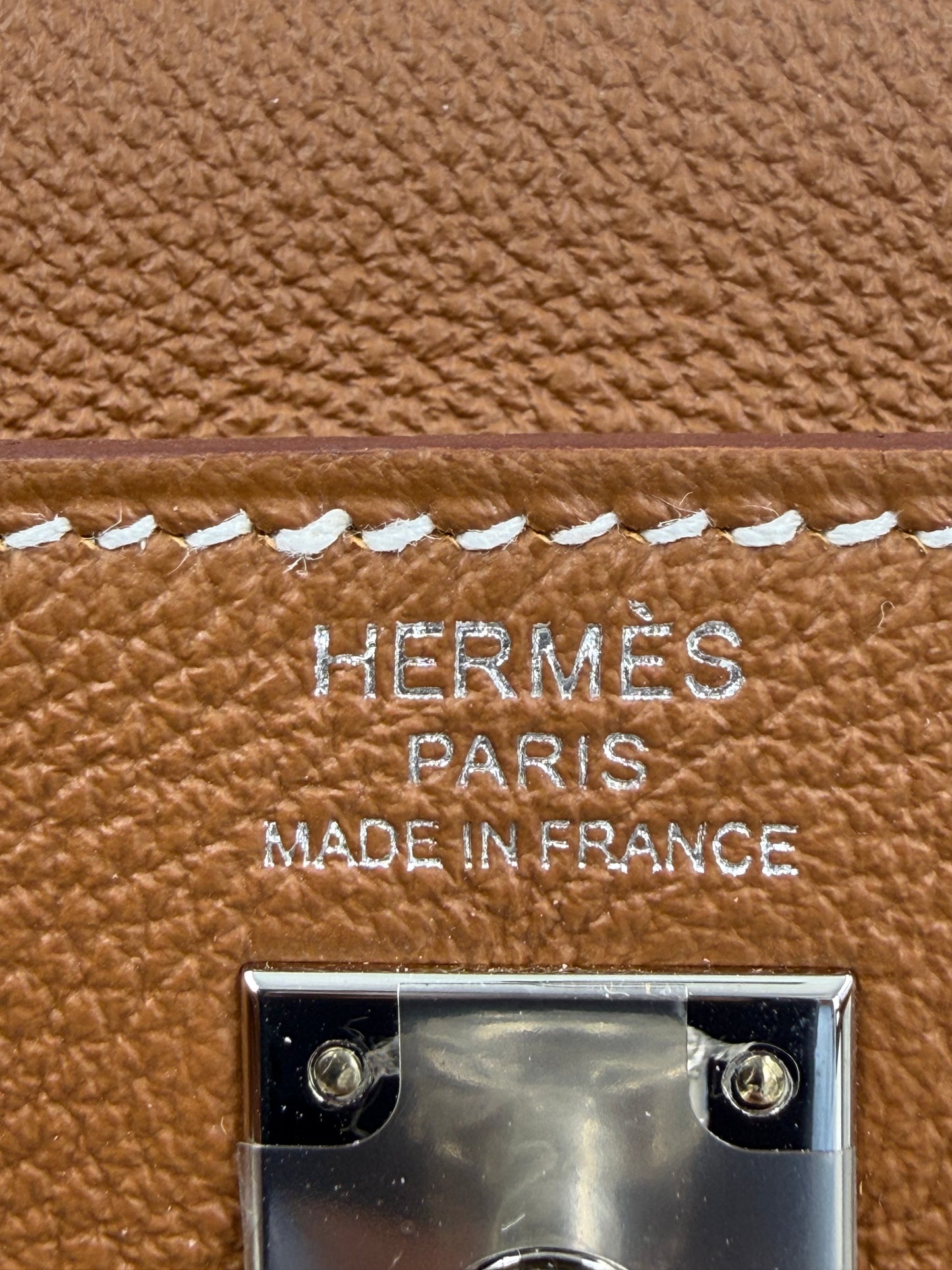 HERMÈS Kelly 25 Retourne Togo Gold PHW