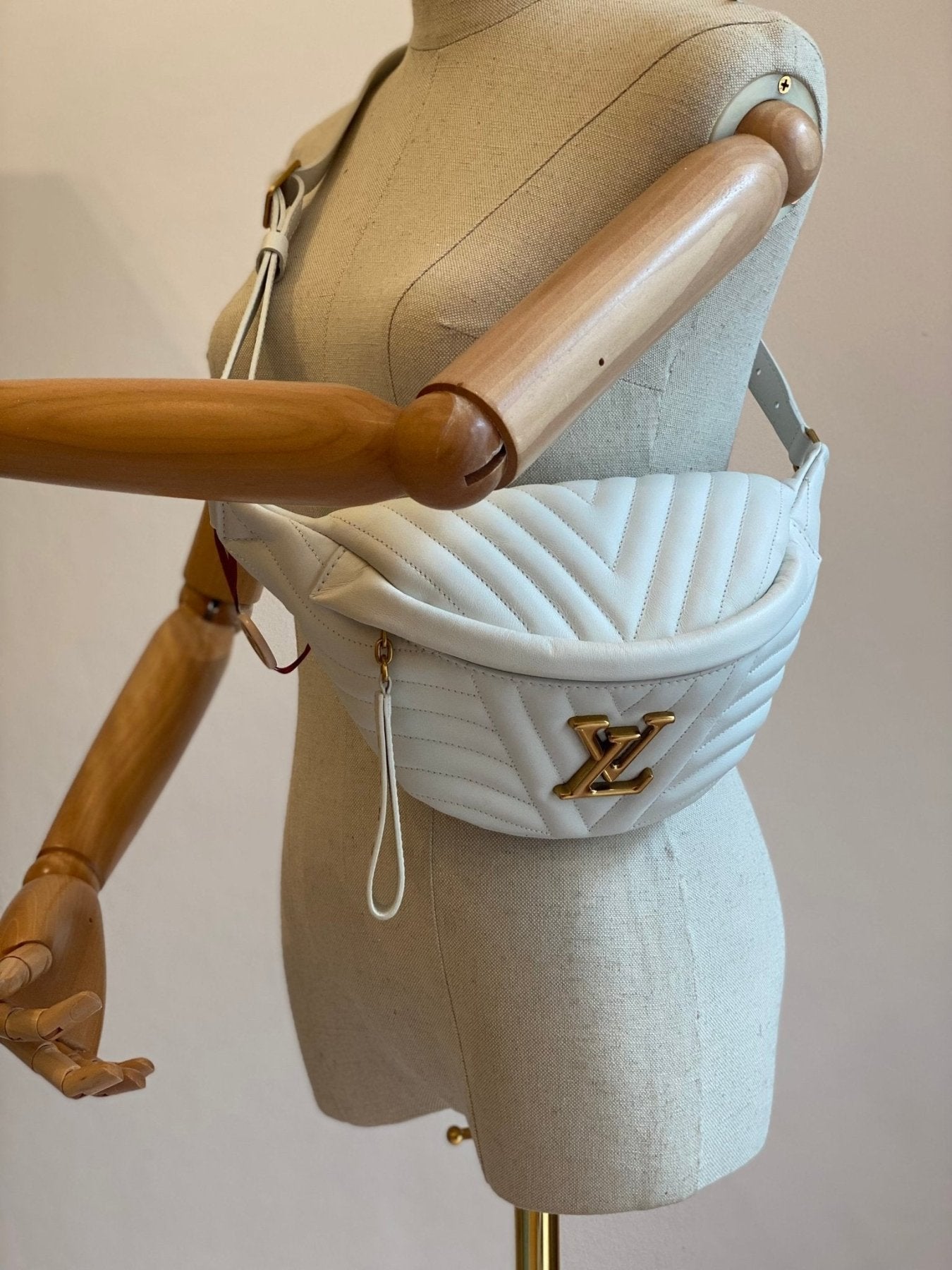 Lv wave bum bag outlet