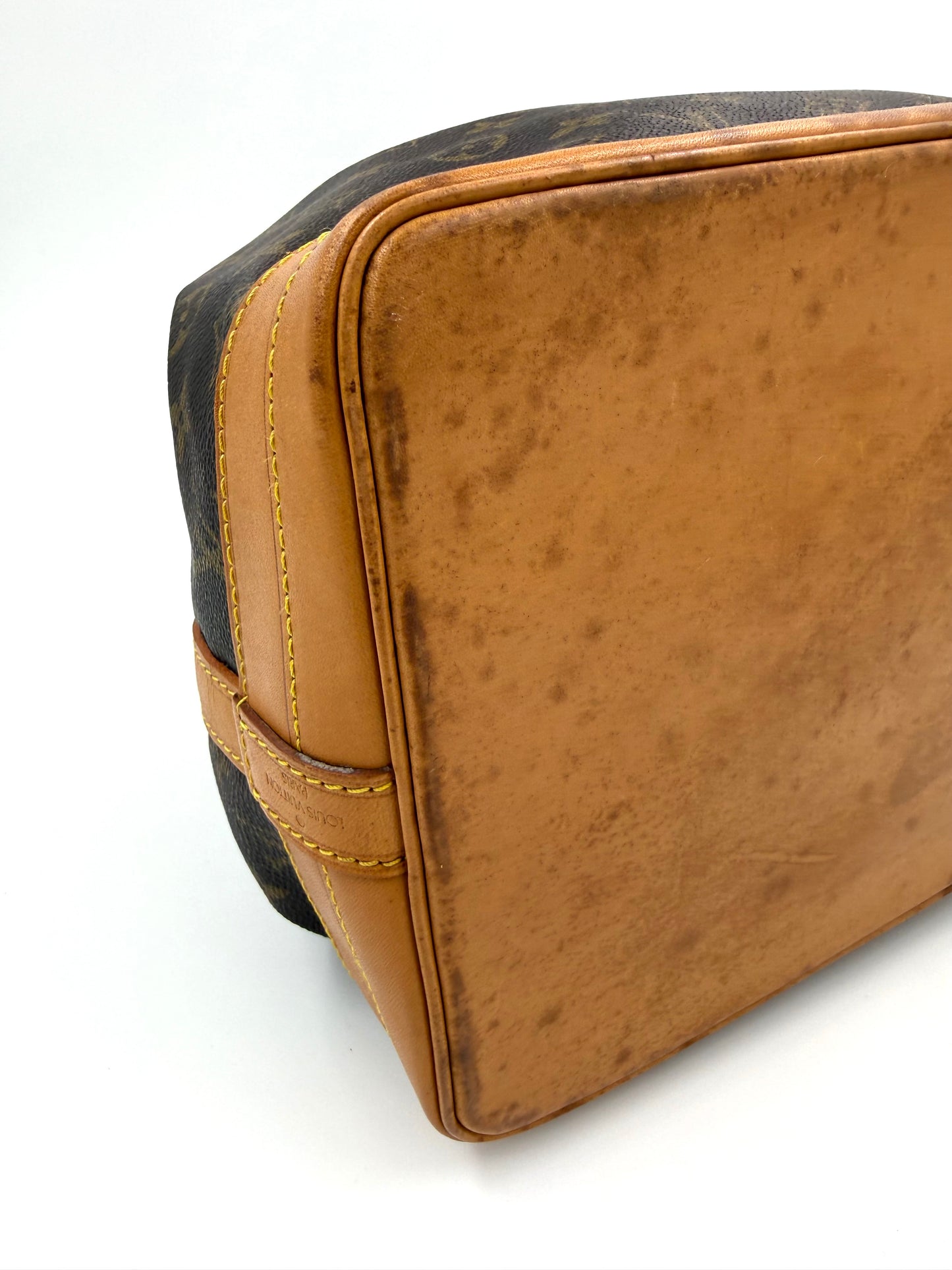 LOUIS VUITTON Noe grande Monogram Canvas