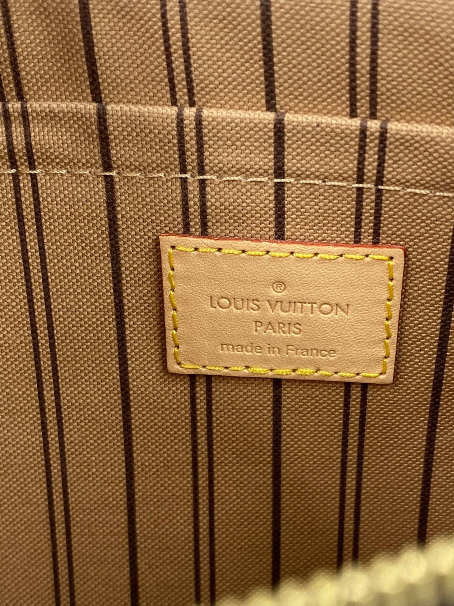 LOUIS VUITTON Neverfull GM Monogram Canvas mit Pochette - Clutch & Macarons - Chip - Clutch & Macarons - 