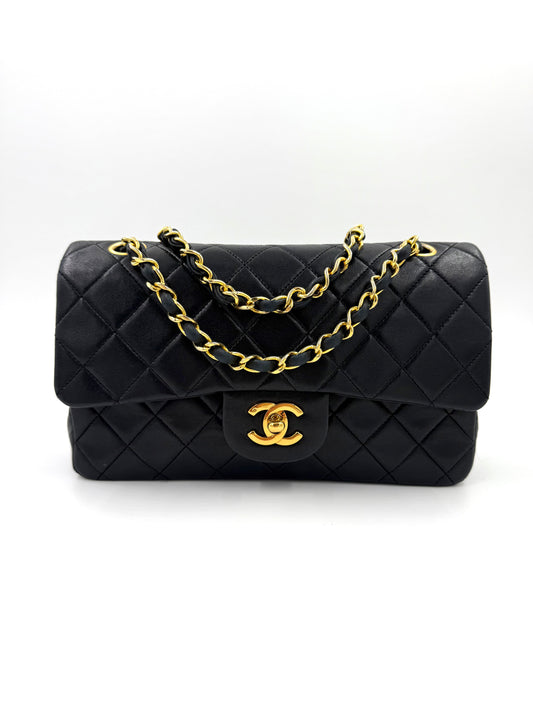 CHANEL Timeless Double Flap small Lammleder schwarz GHW